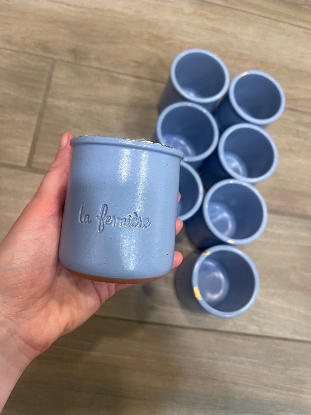 Set of 8 Blue ceramic cups La Fermière - Picture 4 of 4